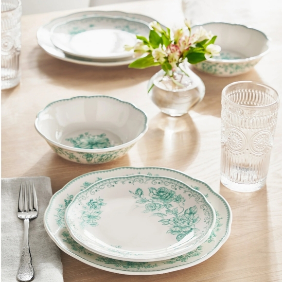 🎄 2025 12 Piece Pioneer Woman Agatha Jade Green Dinnerware Set - Picture 7 of 9